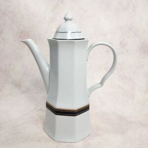 CHRISTOPHER STUART 10"  Black Dress Coffee Teapot Fine China